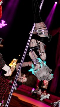 AizenDove - Elite Dancer at Club Tsuki Event